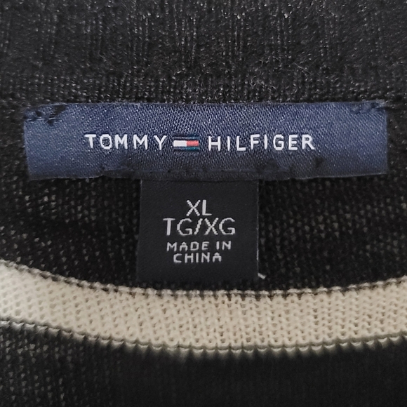 Tommy Hilfiger Lightweight Black & White Striped Cardigan - XL - Lightly Used - Picture 9 of 10